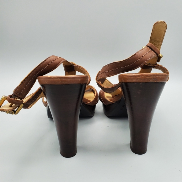 Michael Michael Kors brown leather sandals - Picture 3 of 8